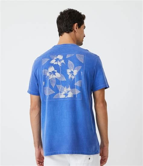 Camiseta Comfort em Algodão com Estampa Floral Azul .